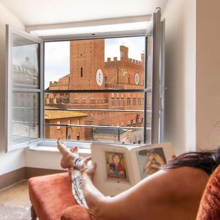 Palazzo Chigi Zondadari Apartment Siena Bagian luar foto