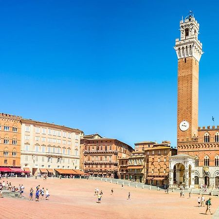 Palazzo Chigi Zondadari Apartment Siena Bagian luar foto