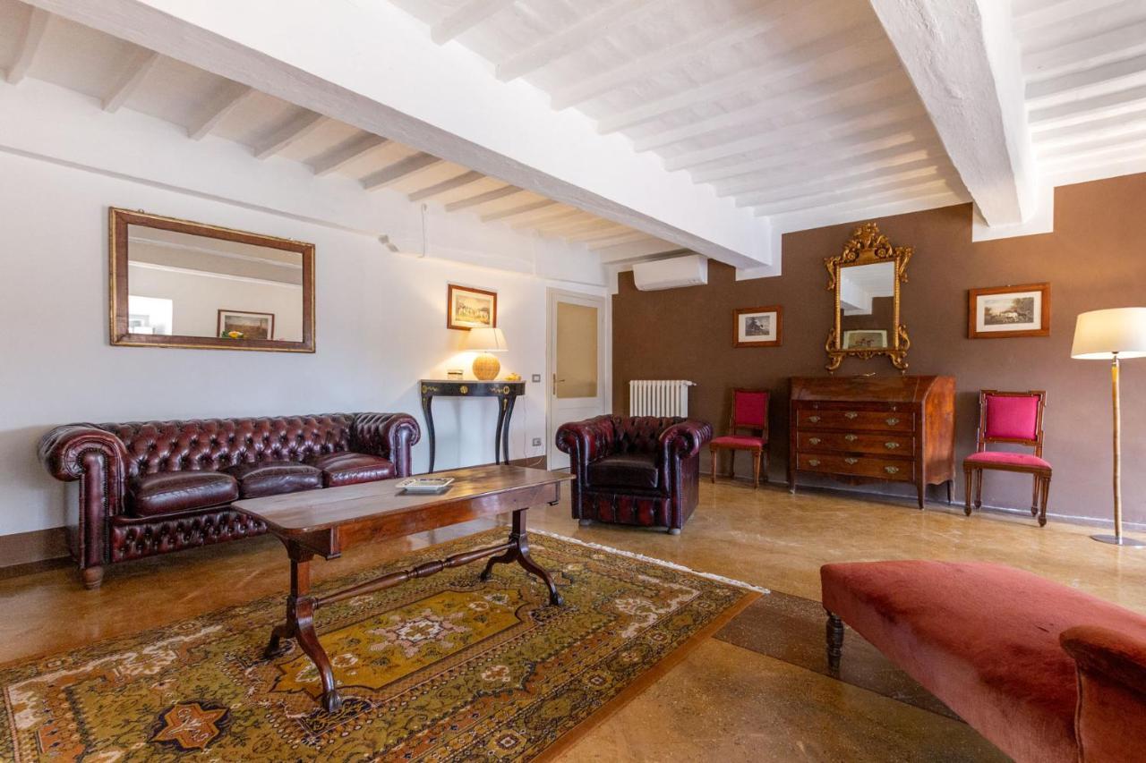 Palazzo Chigi Zondadari Apartment Siena Bagian luar foto