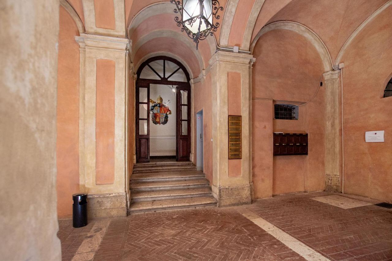 Palazzo Chigi Zondadari Apartment Siena Bagian luar foto