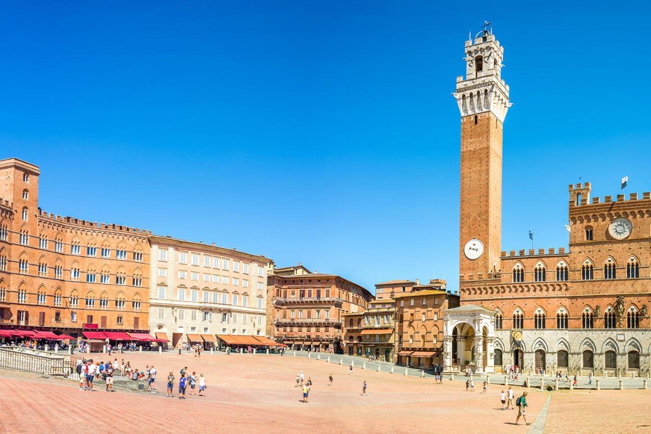 Palazzo Chigi Zondadari Apartment Siena Bagian luar foto